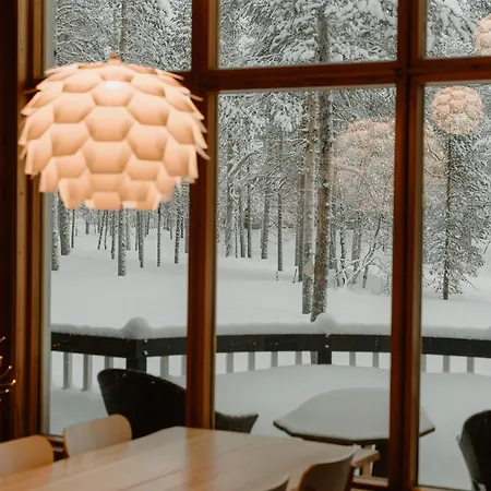 Kiilopaeae Lapland Chalet *